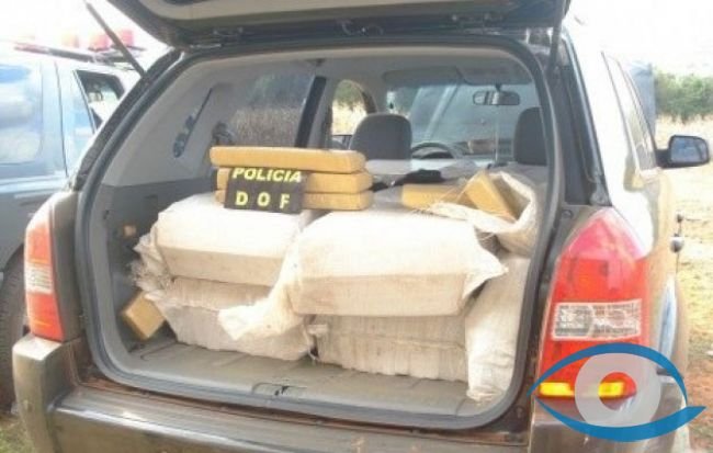 Pedrojuaninos es detenido con auto �cabrito� y cargado de marihuana 